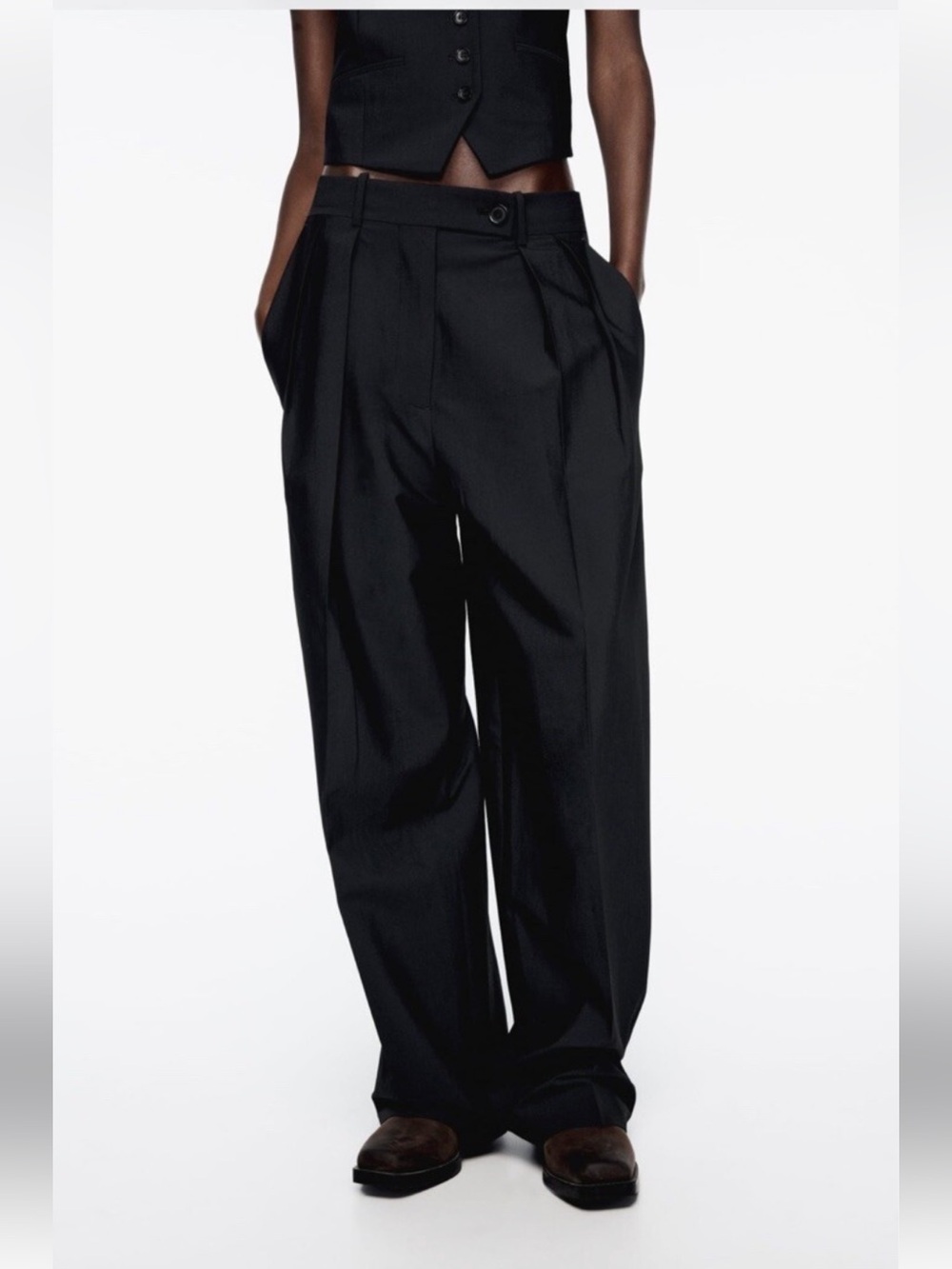 Zara Black Cropped Dress Pants